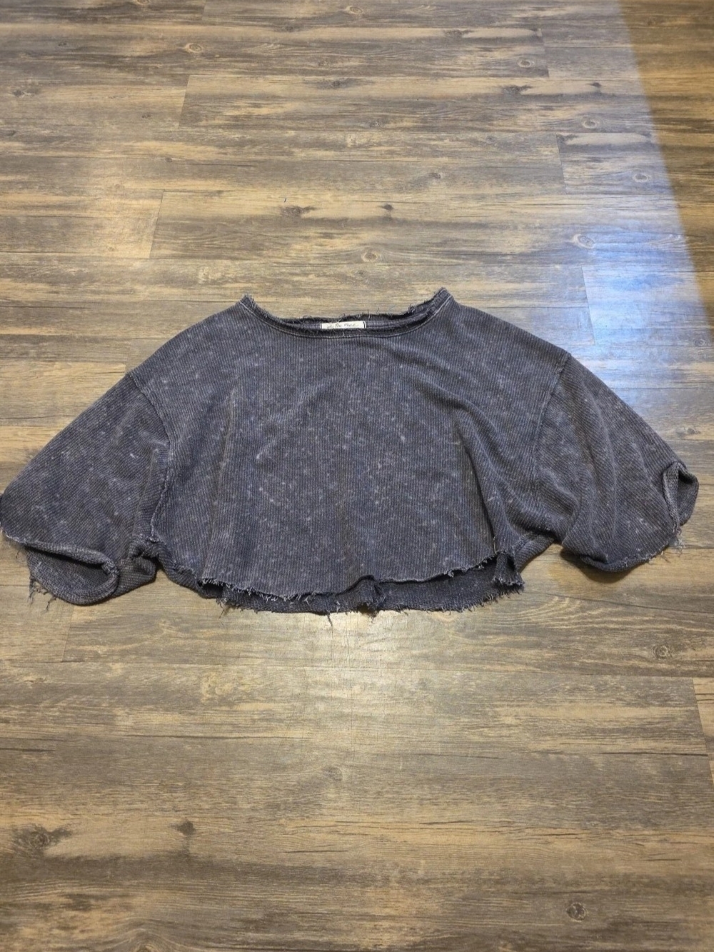 We The Free Gray Cropped Sweater Poncho. Size Small Excellent Condition